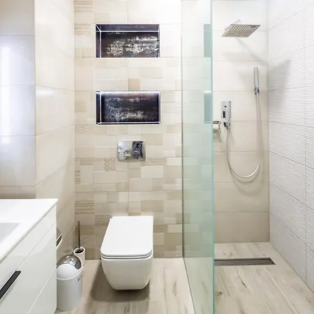 з парковкою