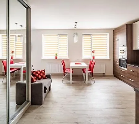 Apartman з парковкою в центрі