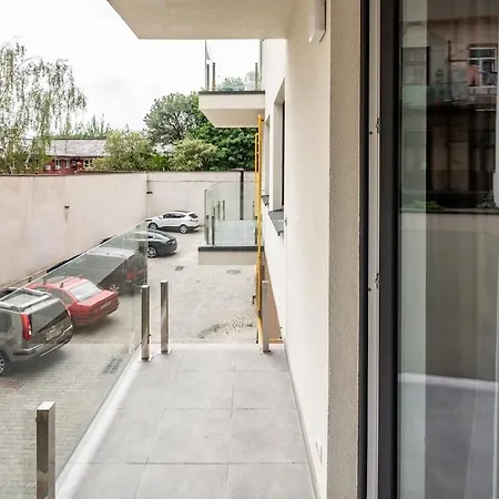 з парковкою в центрі Apartament *